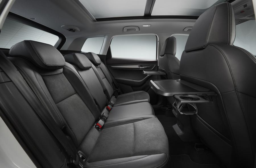 Интерьер Skoda Karoq 4x4 2017 года  (WW) (фото 32 из 40)